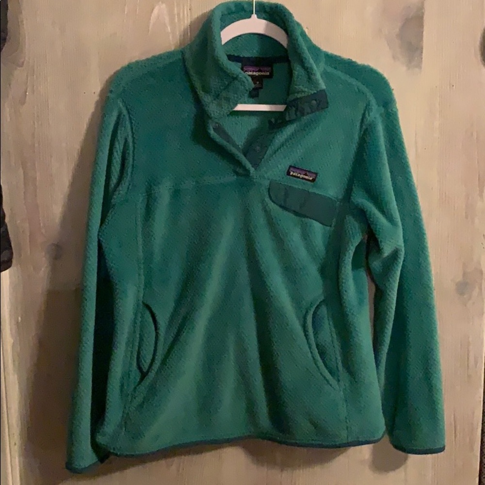 Green Patagonia retool snap pullover